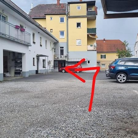 Apartment Mit 2 Betten Inklusive Gratis Parkplatz Graz Luaran gambar